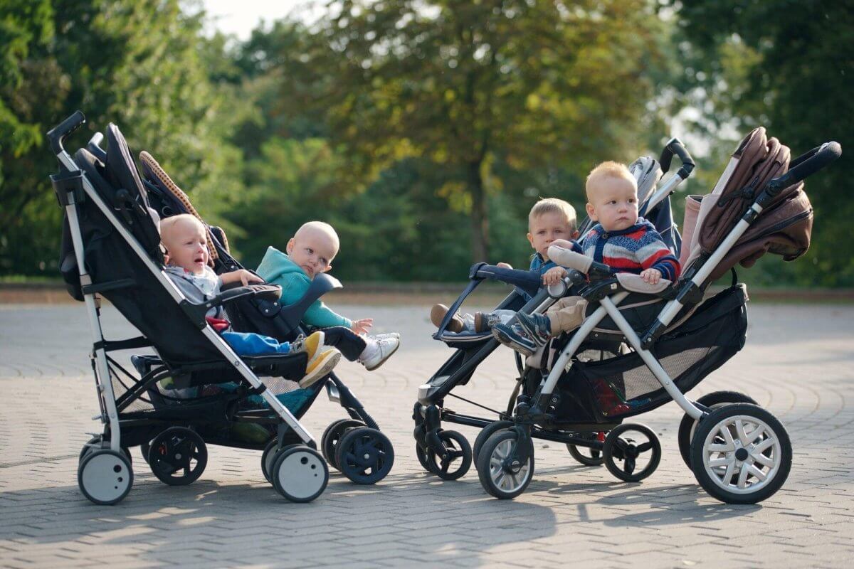 4 Kids in Strollers
