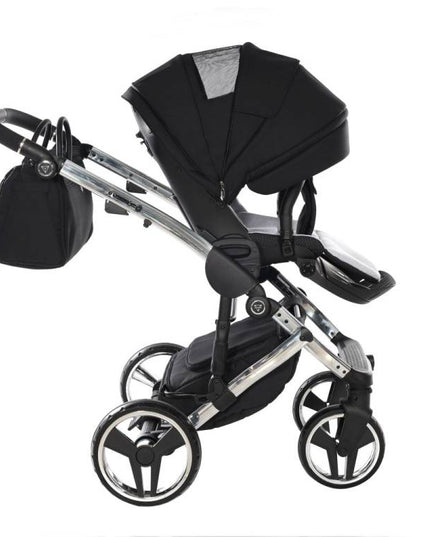 Diamond‑cut carrycot design stroller