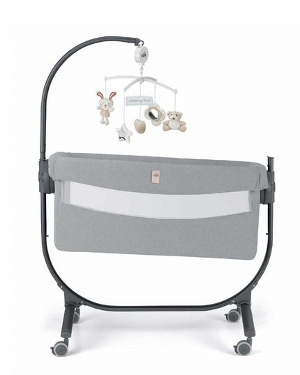 Modern baby cot design