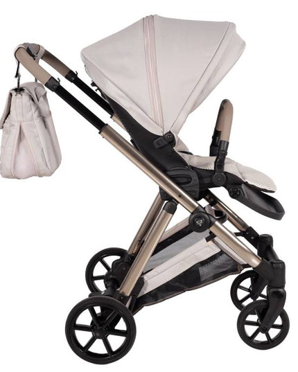 stroller with waterproof fabric