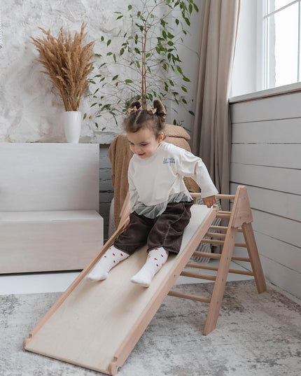 Pikler Triangle with detachable climbing ramp