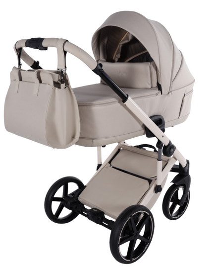 Beige stroller with thermo fabrics