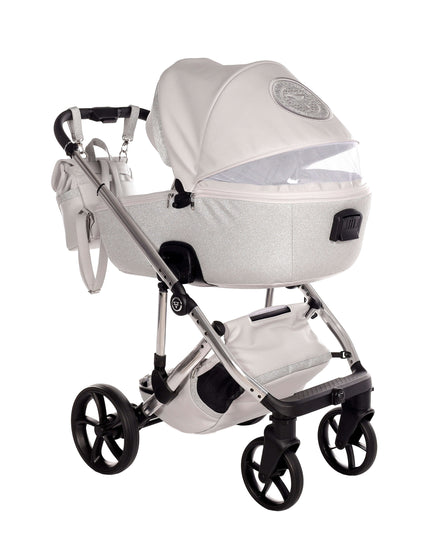 Junama TERMO GLITTER ECO Stroller in white, stylish and functional for parents on the go.