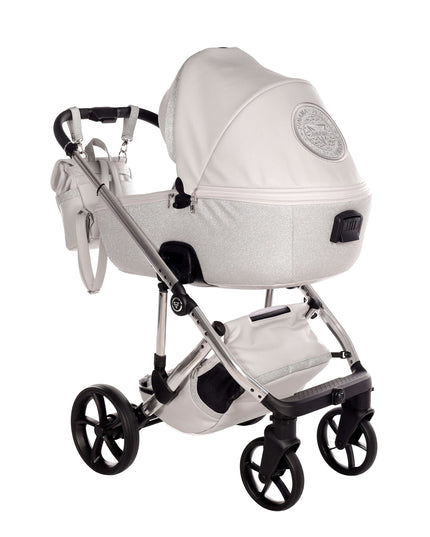 Junama TERMO GLITTER ECO stroller in stylish silver with a comfortable seat and adjustable canopy for infants.