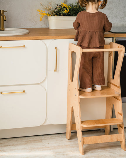 Lunatoys Kuchynský Pomocník – Bezpečný, Zábavný a Nastaviteľný Stupienok pre Deti