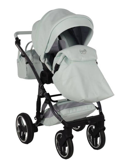 stroller with breathable fabrics
