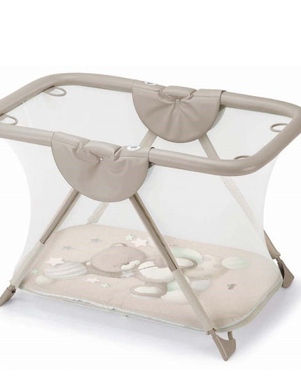 Compact folding playpen design