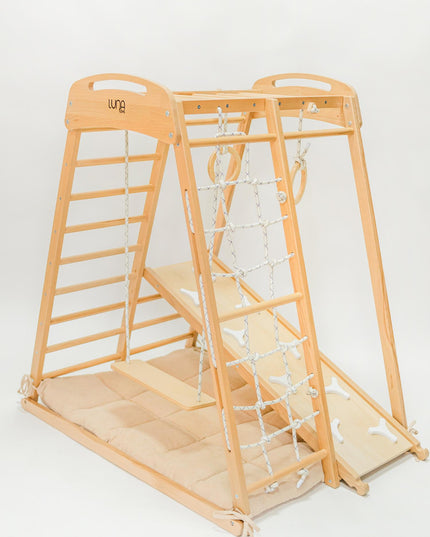 lunatoys climbing frame with rings