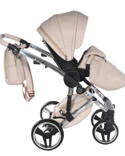 spacious gondola with soft mattress