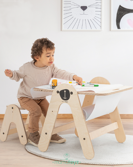 Kids creative drawing table with paper roll