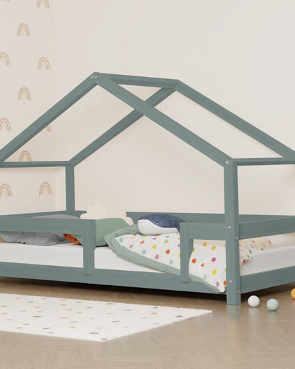 Protective barrier kids bed