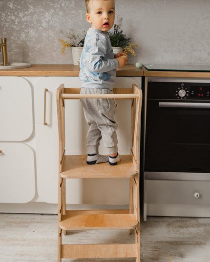 Compact kitchen helper with removable support