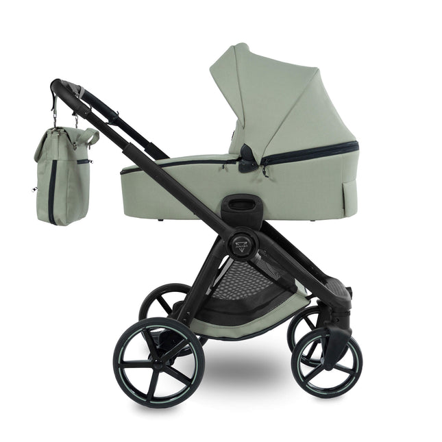 Junama MAMI stroller in green with adjustable canopy, gel wheels, and spacious gondola for infants.