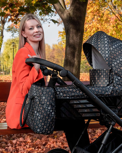 Elegant woman with the Kunert Ivento Stroller