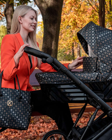 Elegant woman with the Kunert Ivento Stroller